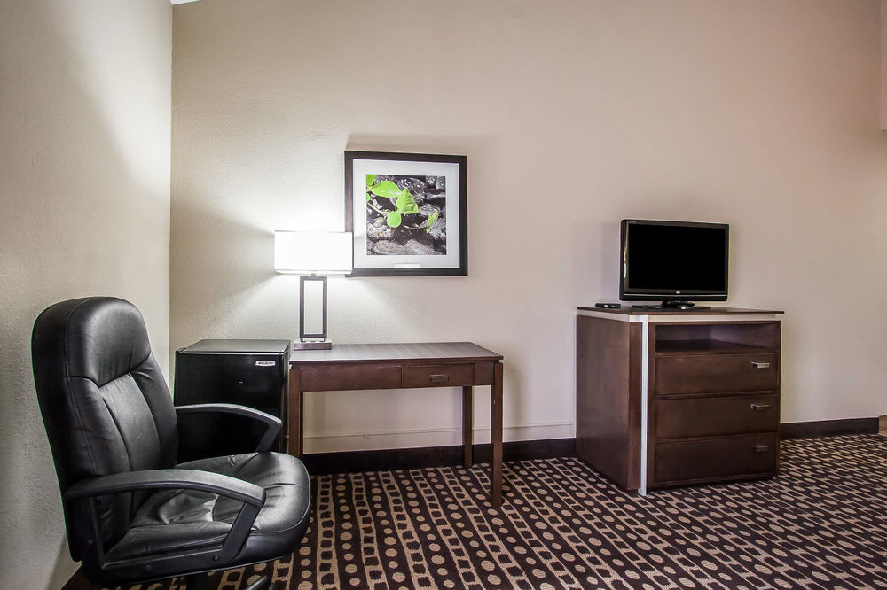 Quality Inn West Plains Exterior photo